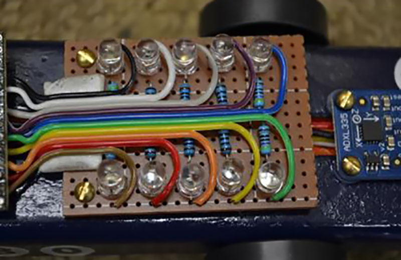 Arduino-Powered Pinewood Derby Race Car